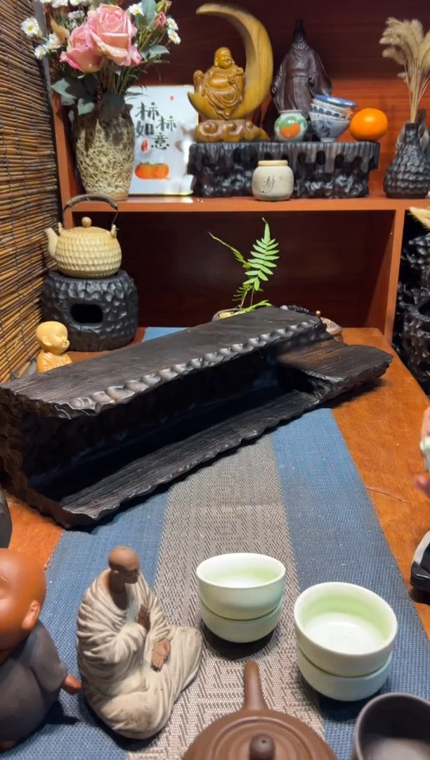 【闪购商品】香樟木木雕一物一拍