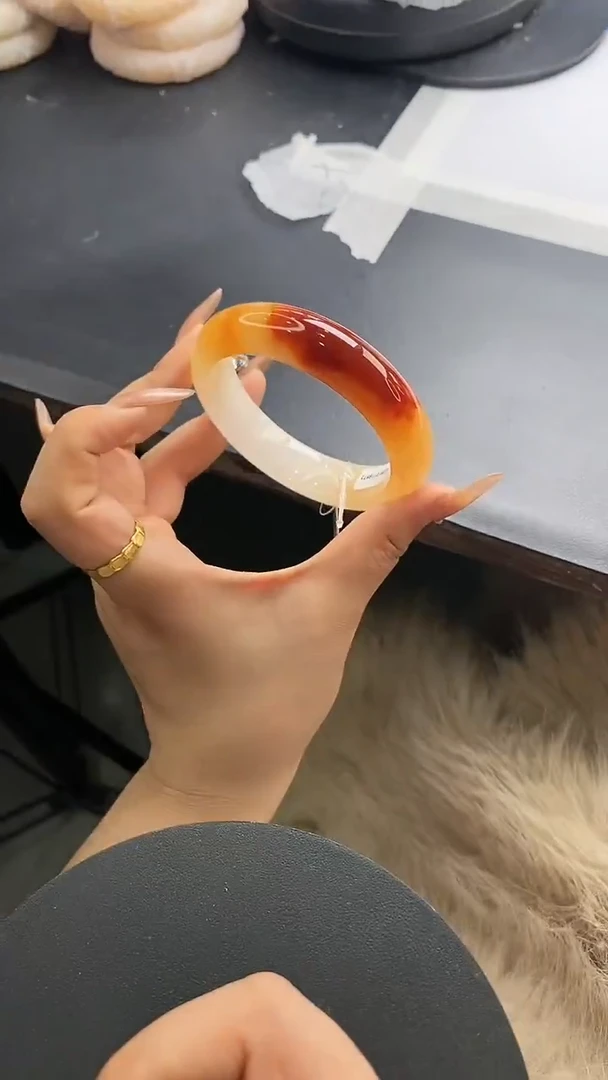 未镶嵌手镯石英质玉w202-HHB58+