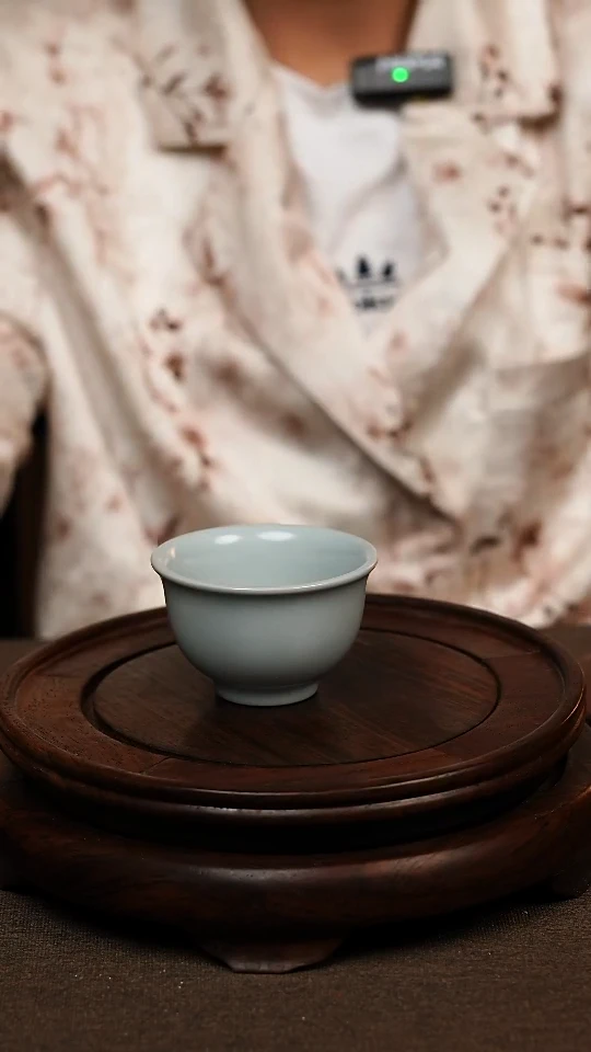 瓷片文*月白釉全手压手60ml 微瑕不带礼盒