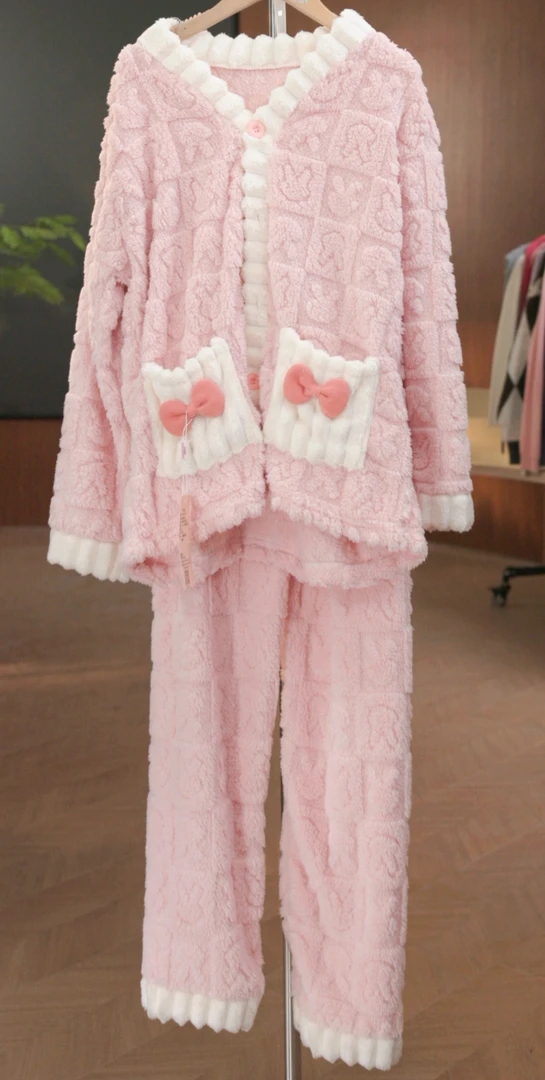 952-124粉　秋冬常规款毛绒睡衣套装女装