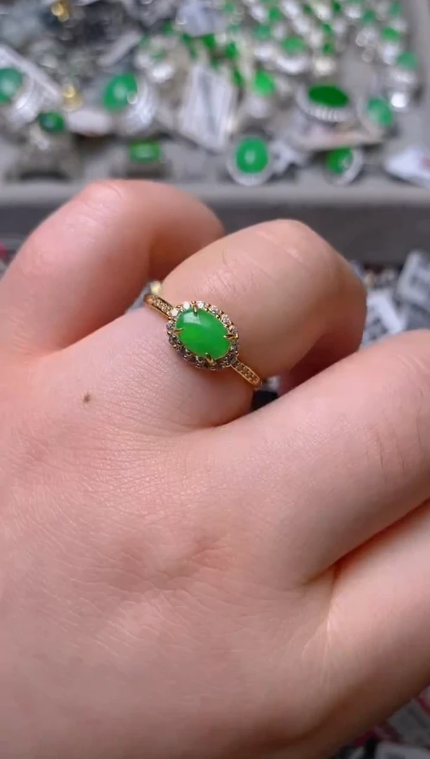 银S925镶嵌戒指翡翠百内无证书