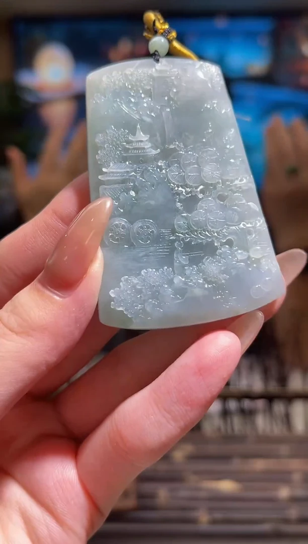 翡翠未镶嵌颈饰MFC062781