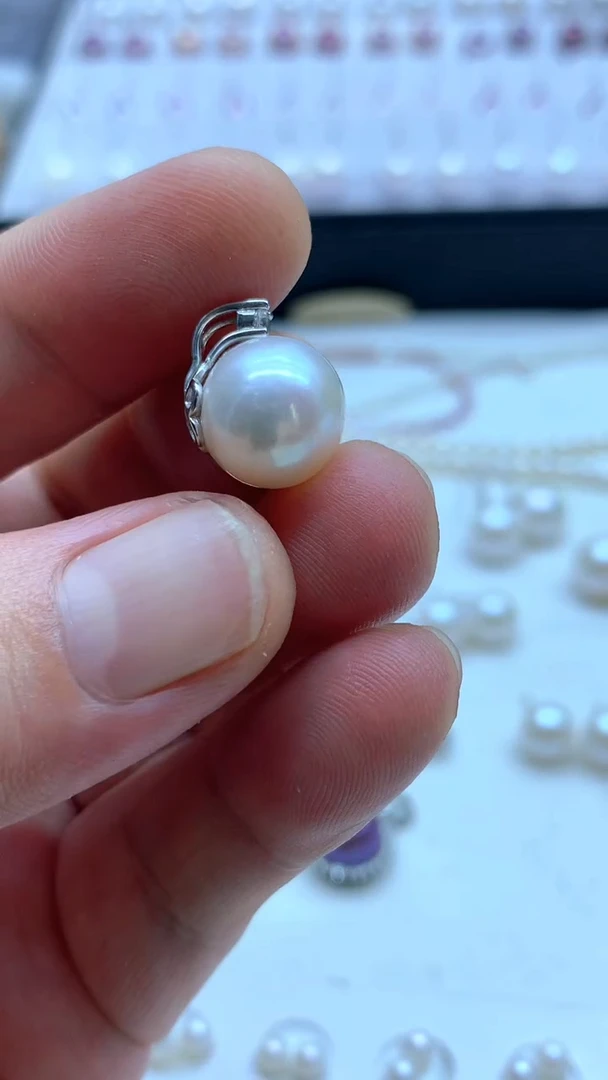 淡水珍珠银S925镶嵌吊坠(不含链)12.3