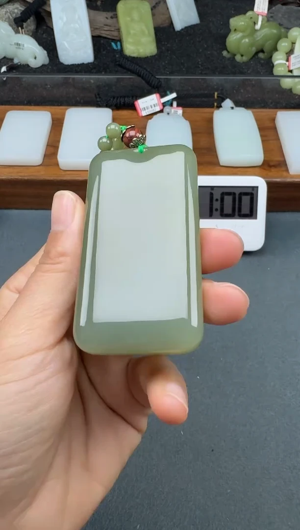 颈饰未镶嵌和田玉2