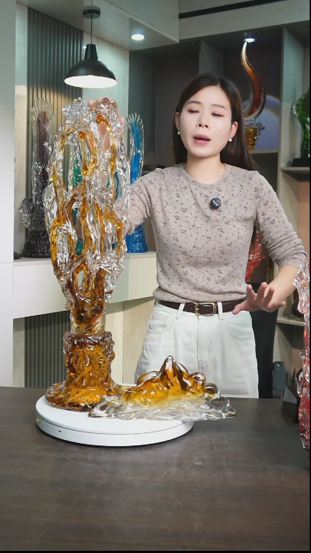 琉璃春**实琥珀金色太湖石+金山