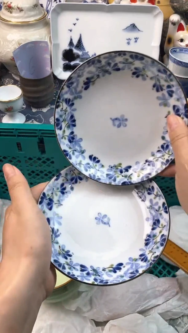 瓷片R****?[○･｀Д´･ ○][○･｀Д´･ ○]