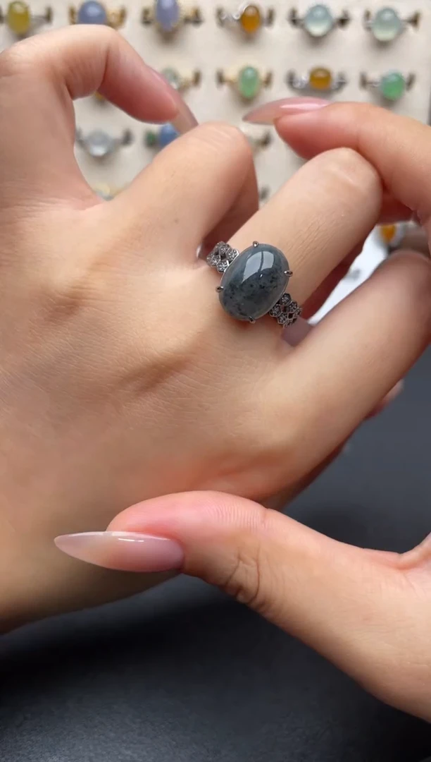 银S925镶嵌戒指翡翠一物一证一礼盒