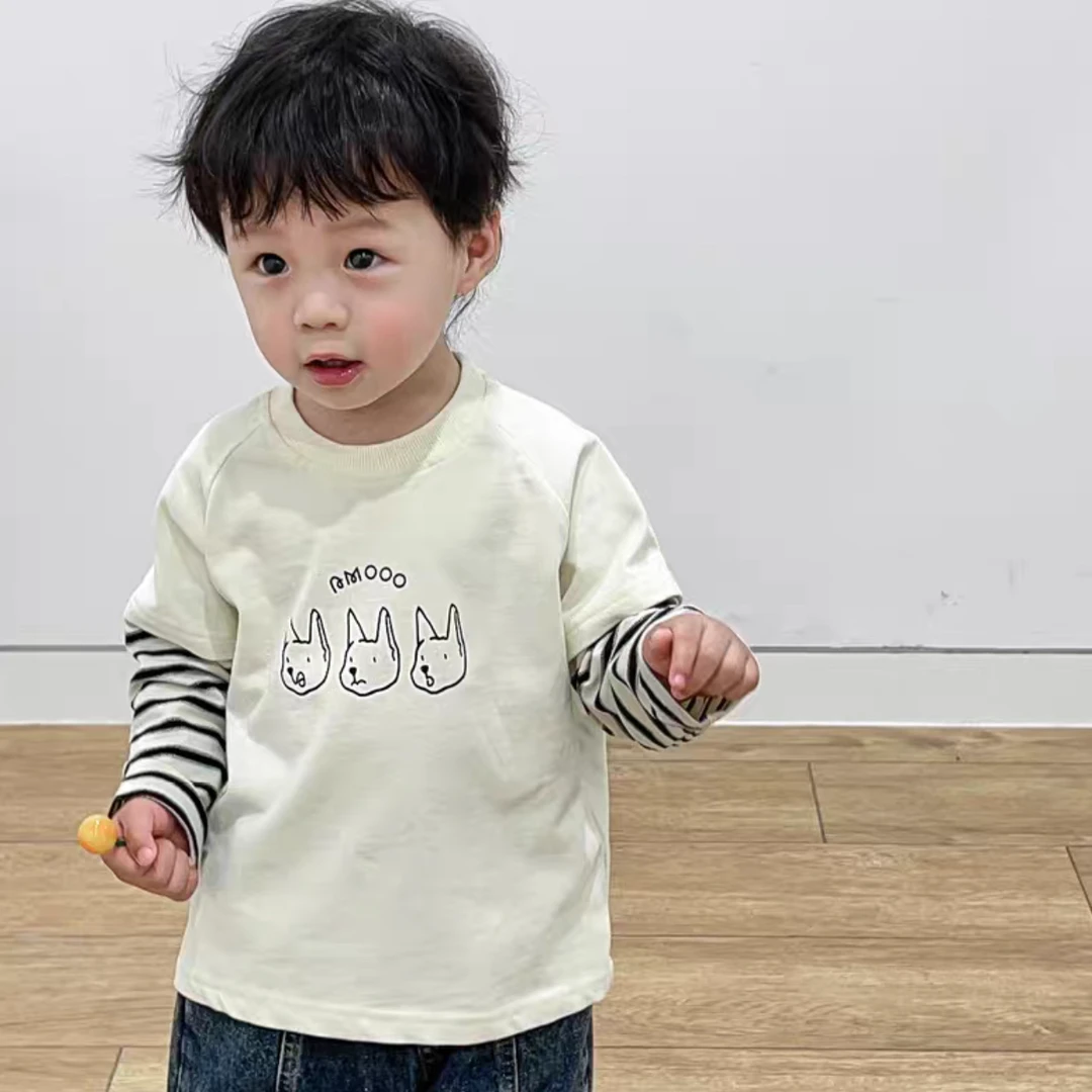 三个小狗条纹袖子打底衫
