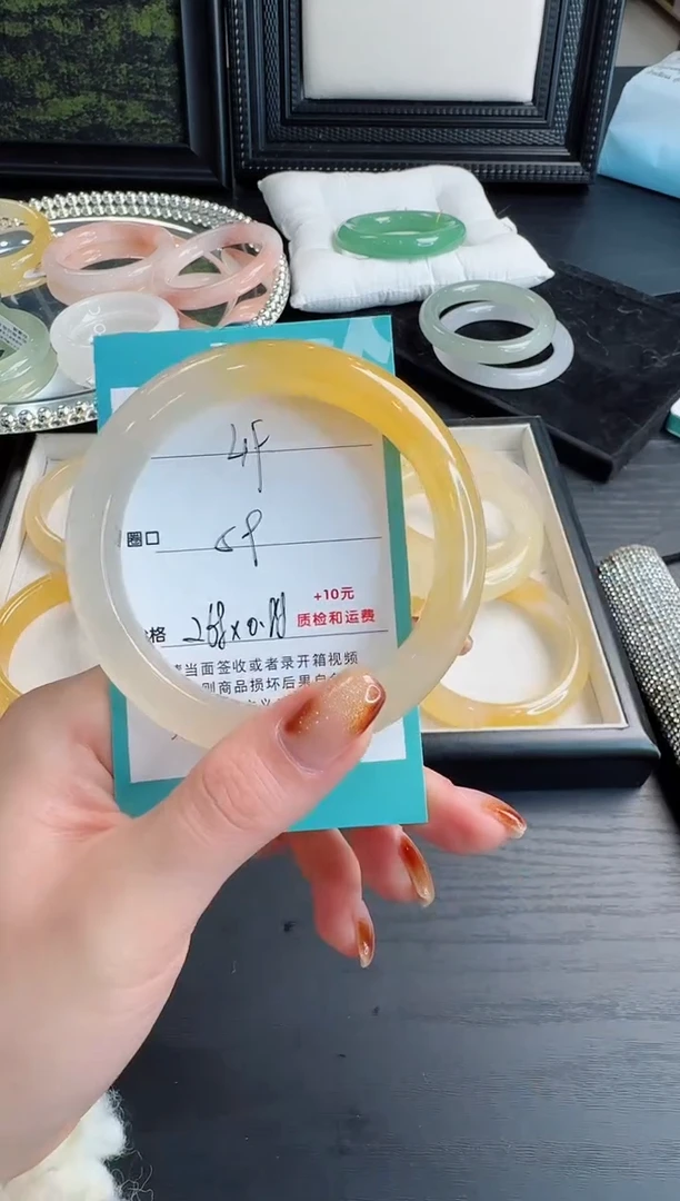 未镶嵌手镯石英质玉花***️49