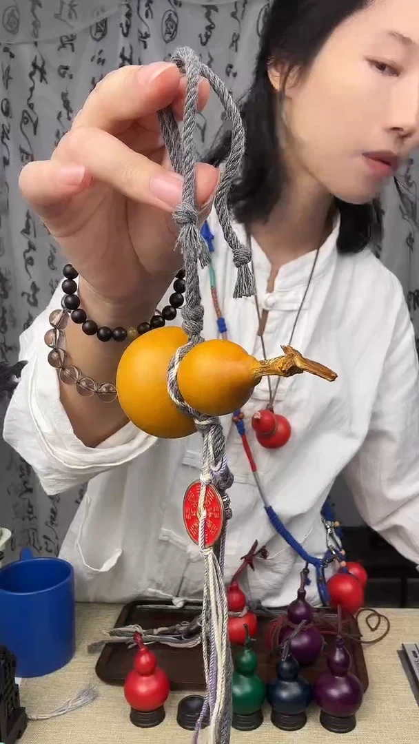 小***儿大漆葫芦挂件------098