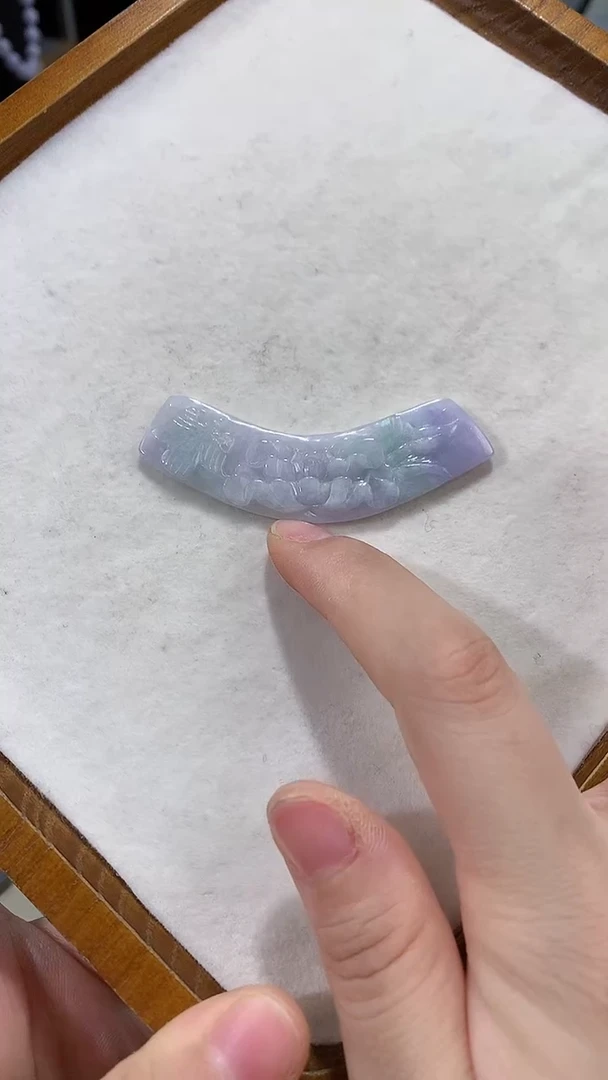 颈饰未镶嵌翡翠吊坠