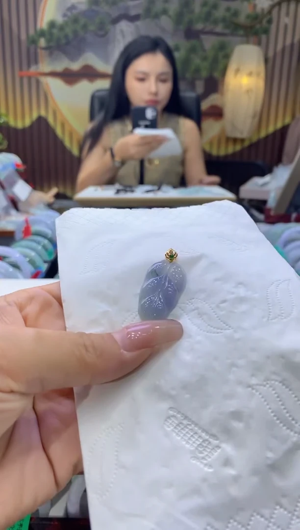 翡翠18K金镶嵌颈饰风****娟000008310