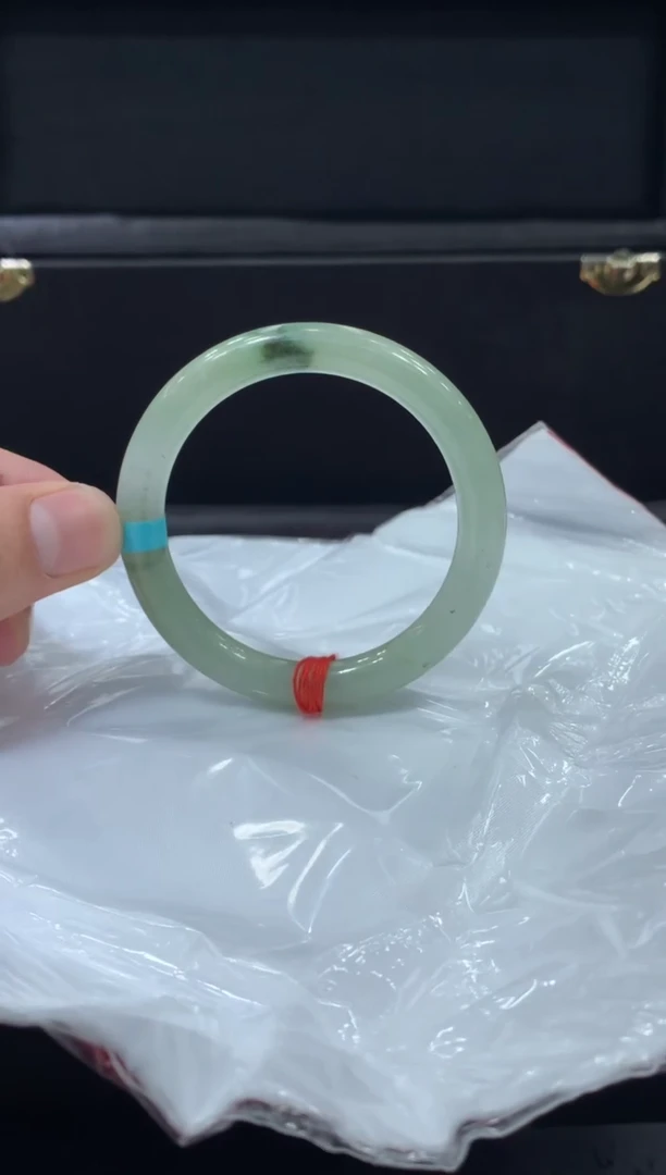 未镶嵌手镯翡翠翡翠手镯