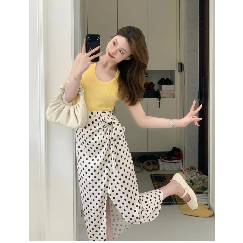 夏季晚宴场合女装2025新款爆款洋气裙子套装女轻奢小众炸街高级感