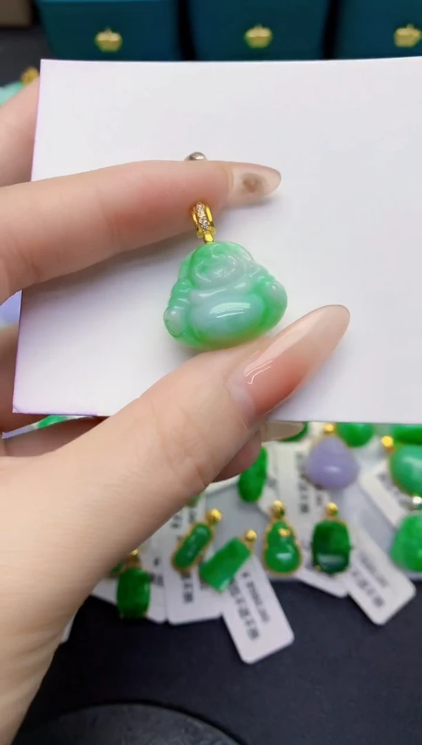 颈饰未镶嵌翡翠缅甸天然翡翠A货