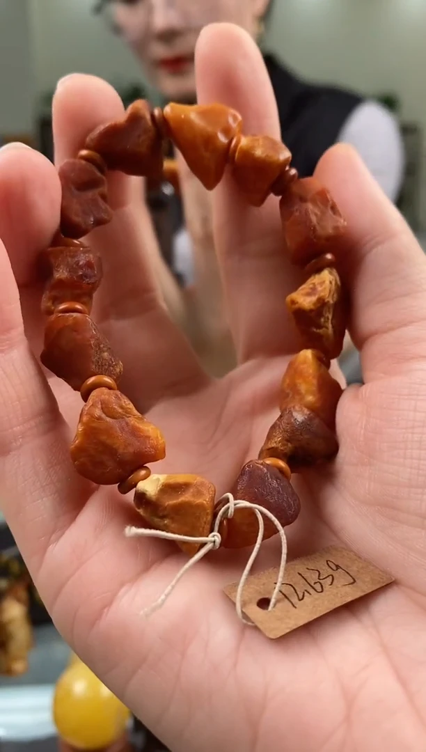 【闪购商品】琥珀颈饰未镶嵌手串