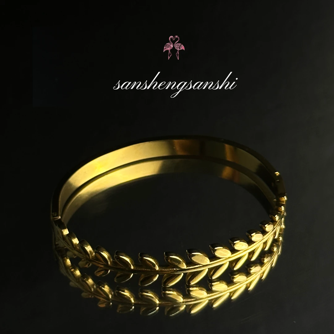 钛钢手镯 镀18K金油压工艺不掉色金色麦穗款复古手镯
