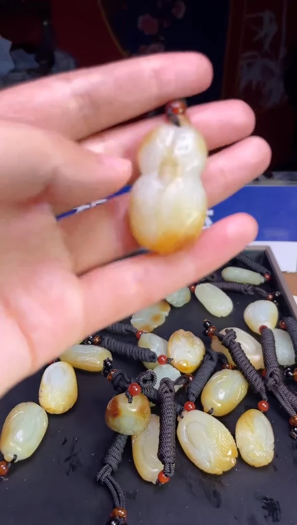 颈饰未镶嵌和田玉123