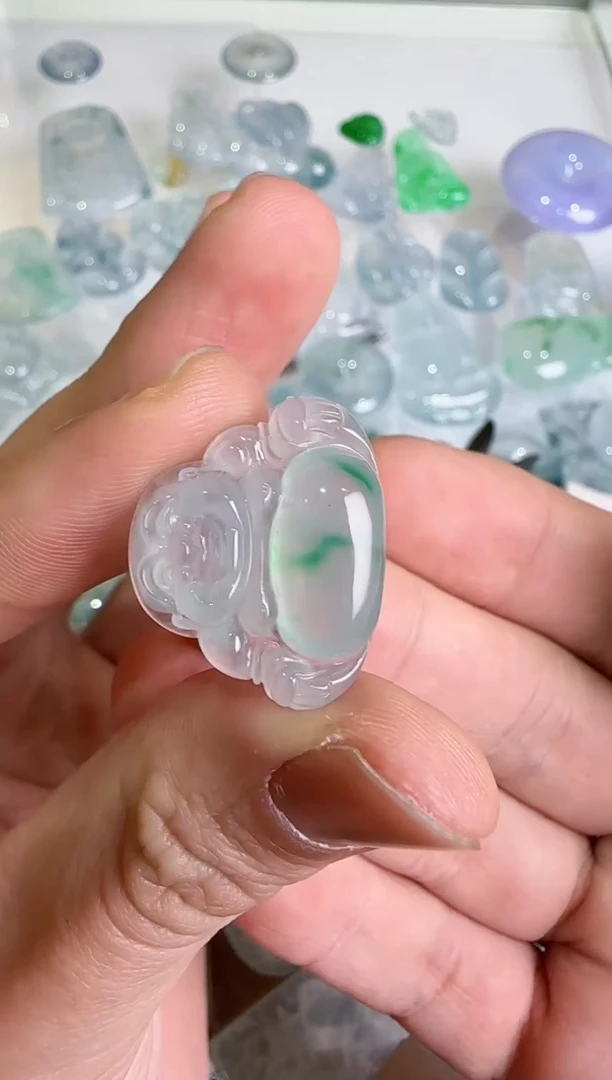 【闪购商品】翡翠吊坠(不含链)未镶嵌···