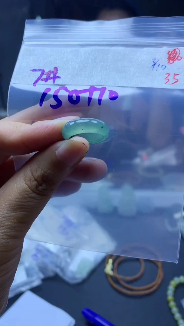 未镶嵌定制翡翠毛货需精细抛光拍一发一