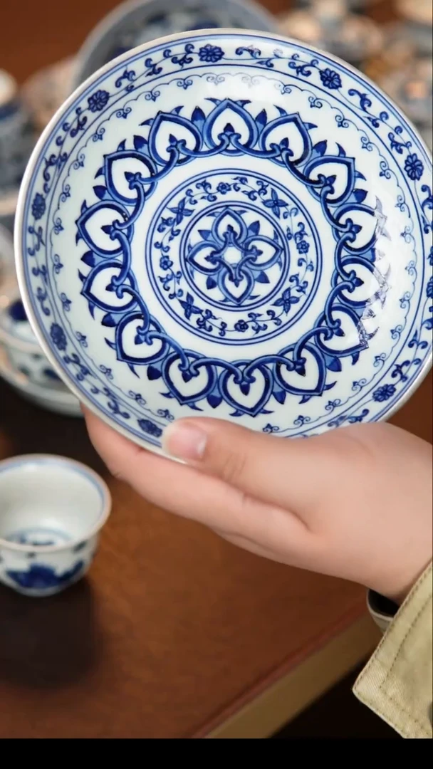 其他陶瓷宝象纹理银口大壶承