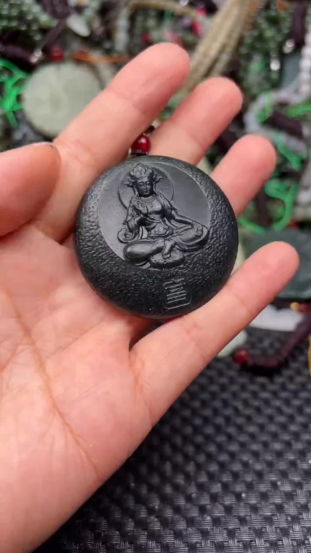 和田玉未镶嵌颈饰1