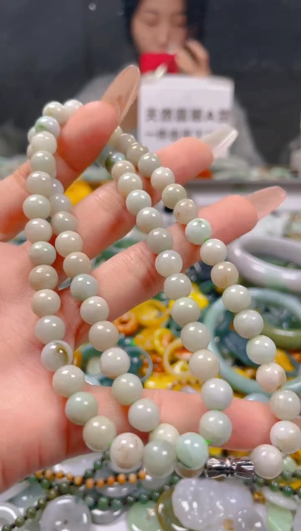 【闪购商品】翡翠颈饰未镶嵌7-8MM/A/翡翠A货一图一物