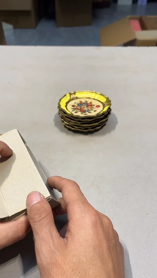 手工艺品琉璃伊*. 城城工艺品店