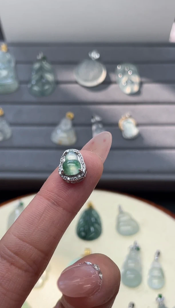 颈饰银S925镶嵌翡翠（38号链接）纯天然A货缅甸翡翠葫芦潘拉拉