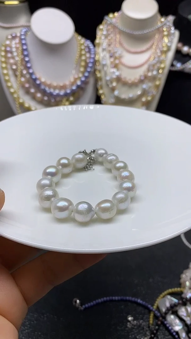 颈饰未镶嵌淡水珍珠手链