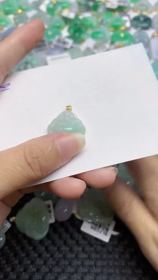 翡翠18K金镶嵌颈饰天然翡翠A货