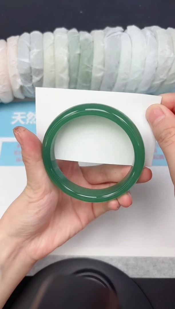 未镶嵌手镯石英质玉169-60.8