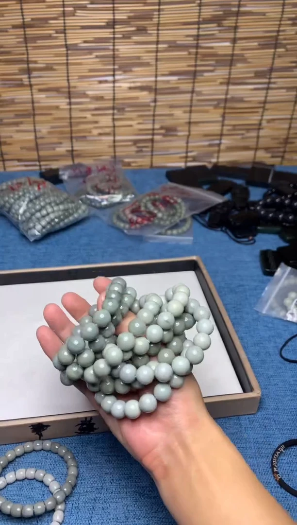 【闪购商品】和田玉颈饰未镶嵌微瑕介意勿拍拍一发一多样性发货