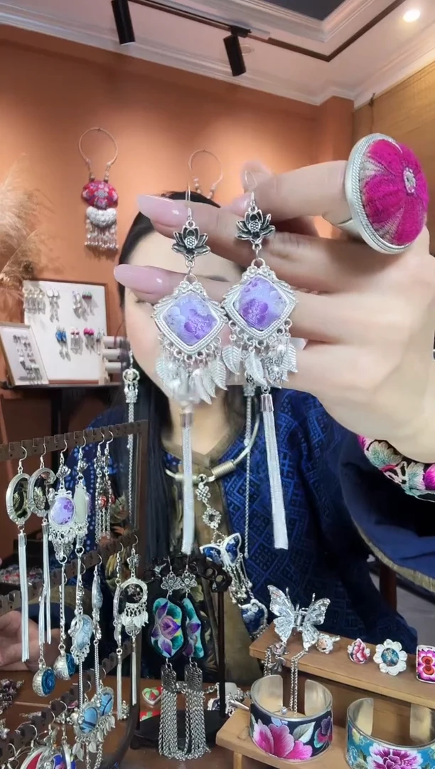 【闪购商品】刺绣纯手工耳环民族风