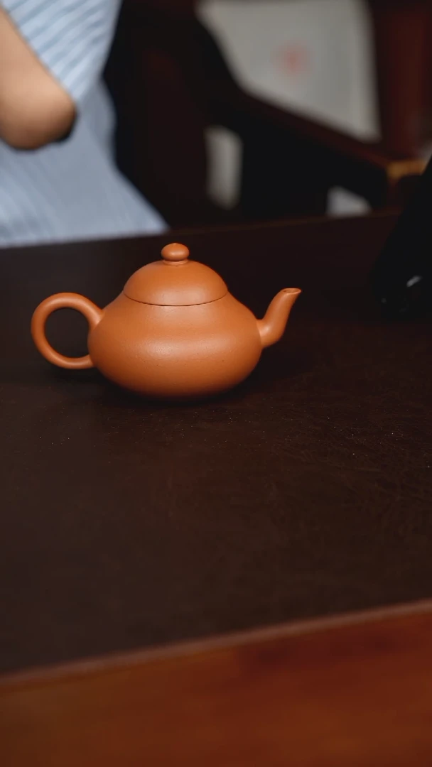 茶壶紫砂赵庄生沙朱泥梨形130cc