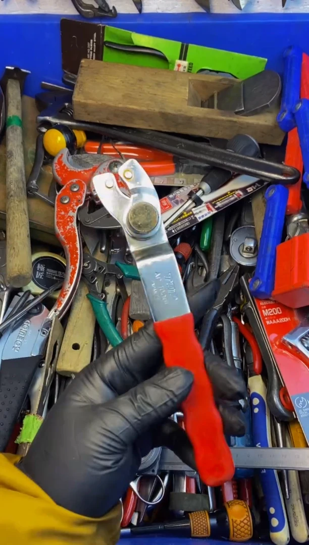 蓝*大白日本工具仓库闪购链接