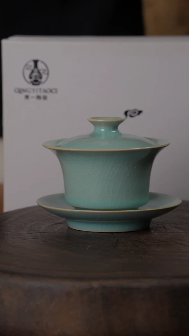 木*汝瓷  仿古小马蹄盖碗 花口杯 证书礼盒