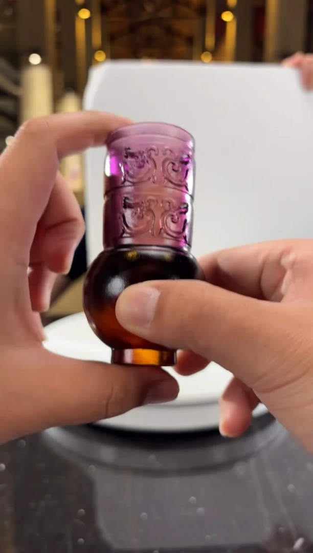 摆件回龙纹白酒杯