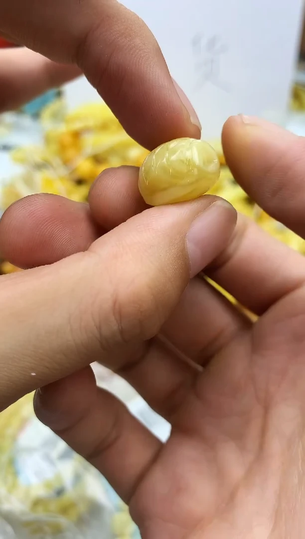 裸石蜜蜡未镶嵌富甲