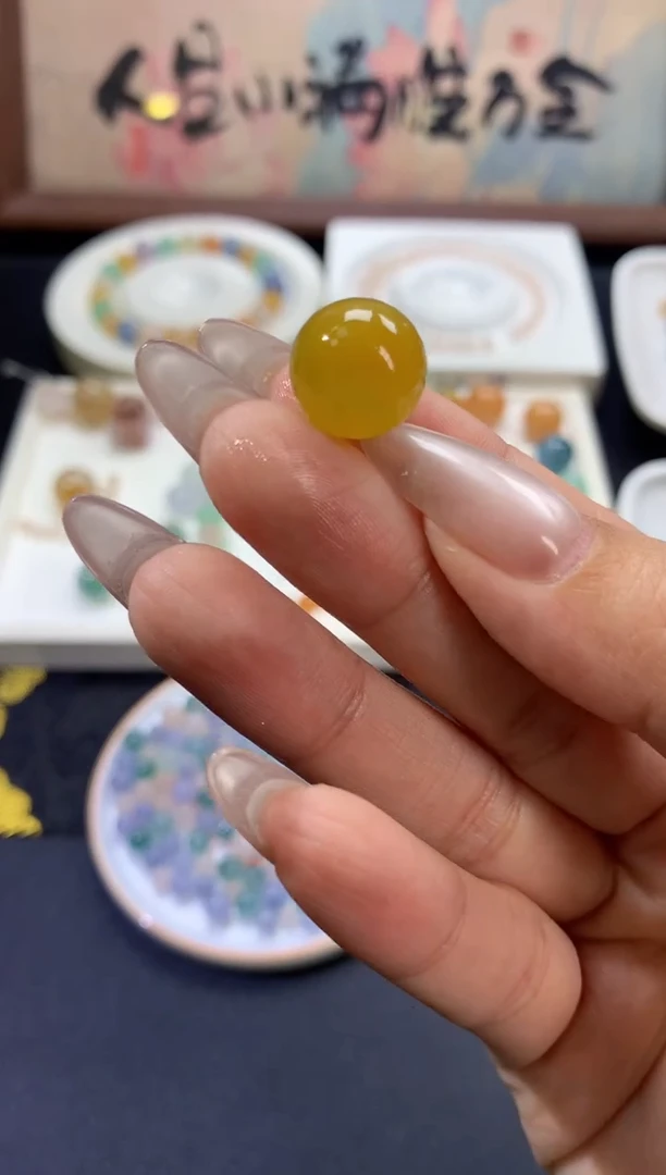 定制翡翠未镶嵌珠79