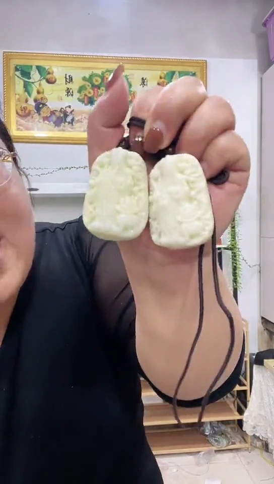 未镶嵌岫玉颈饰