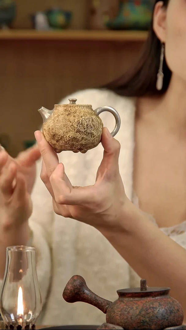 言野手作 粉引仿古三足杯