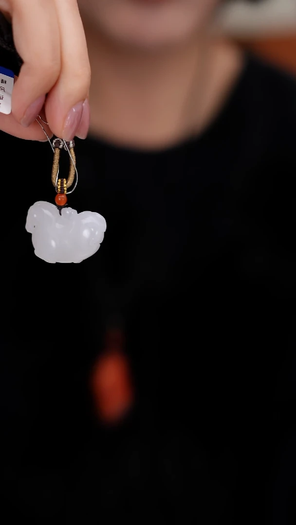 未镶嵌和田玉挂件MZL052和田玉马到成功