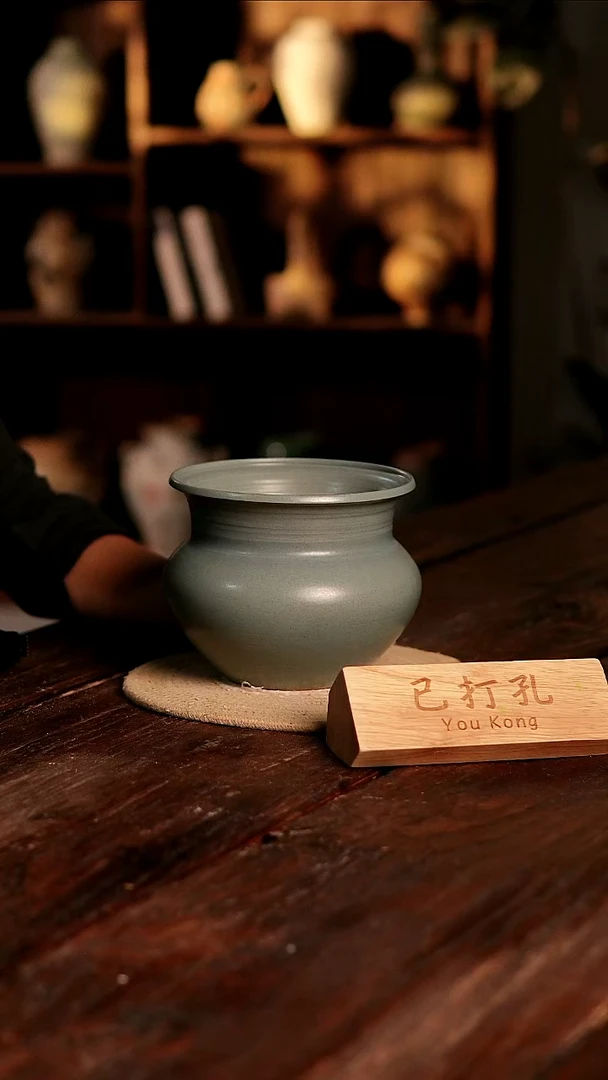 摆件18-313高度14口径14已打孔误差2