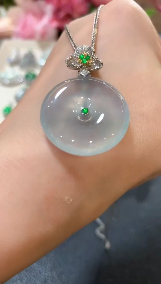 吊坠(不含链)18K金镶嵌翡翠n34