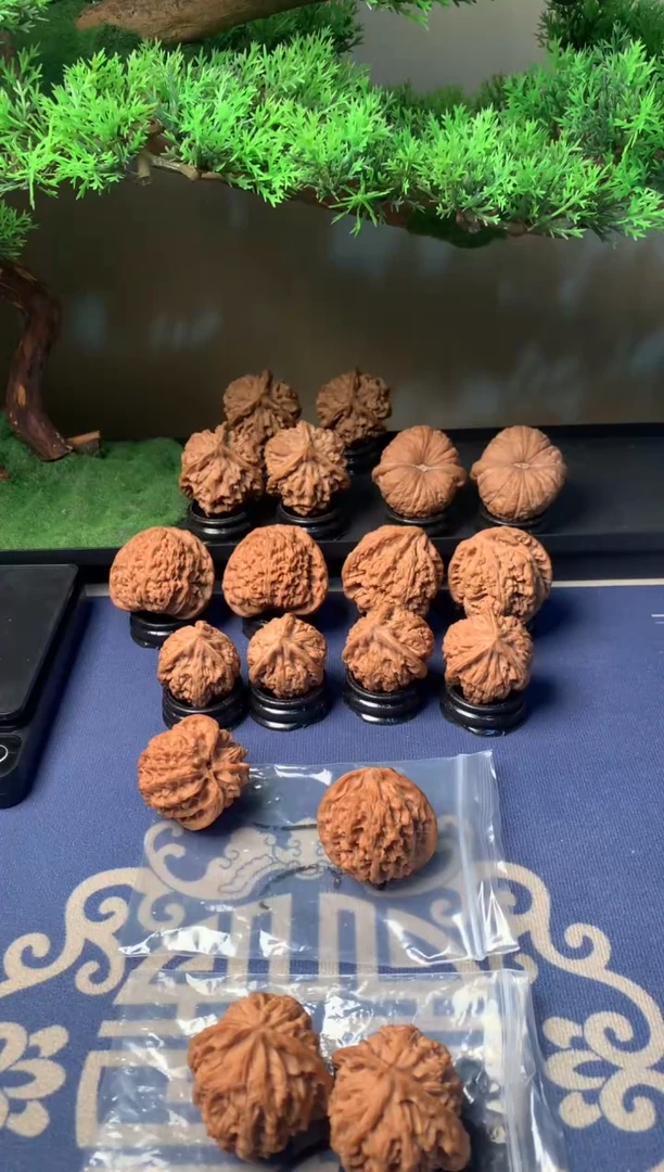 【闪购商品】文玩核桃吊坠39苹果园