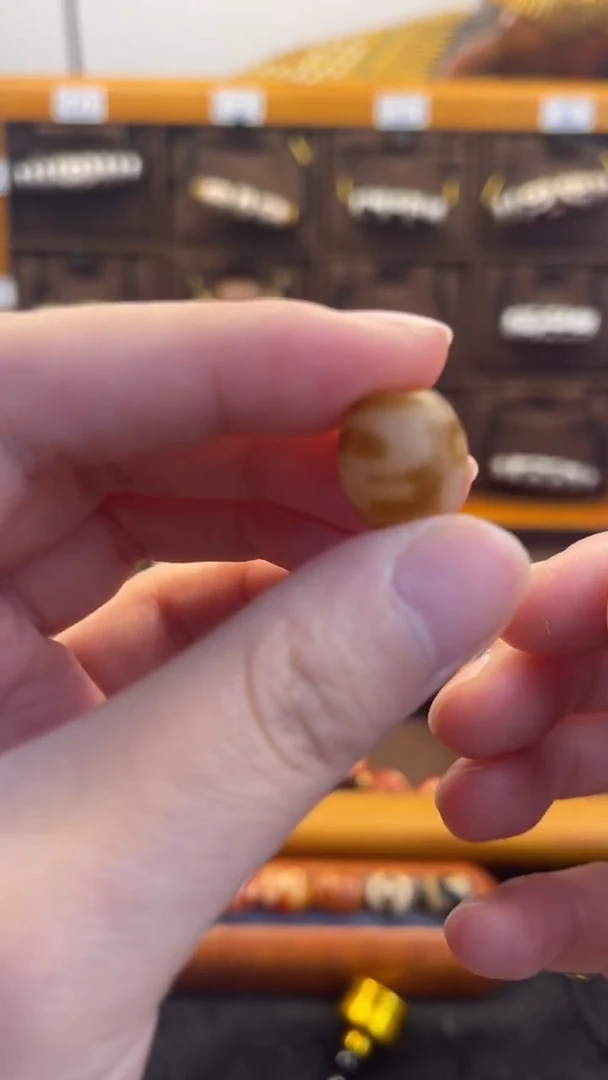 玛瑙/玉髓（覆膜）颈饰未镶嵌1（微瑕）