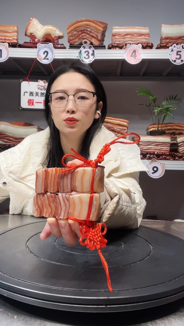 【闪购商品】天然石材柳州猪肉石