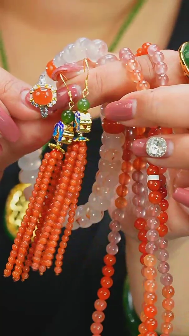 【闪购商品】南红玛瑙套未镶嵌项链+手串+耳环+戒指