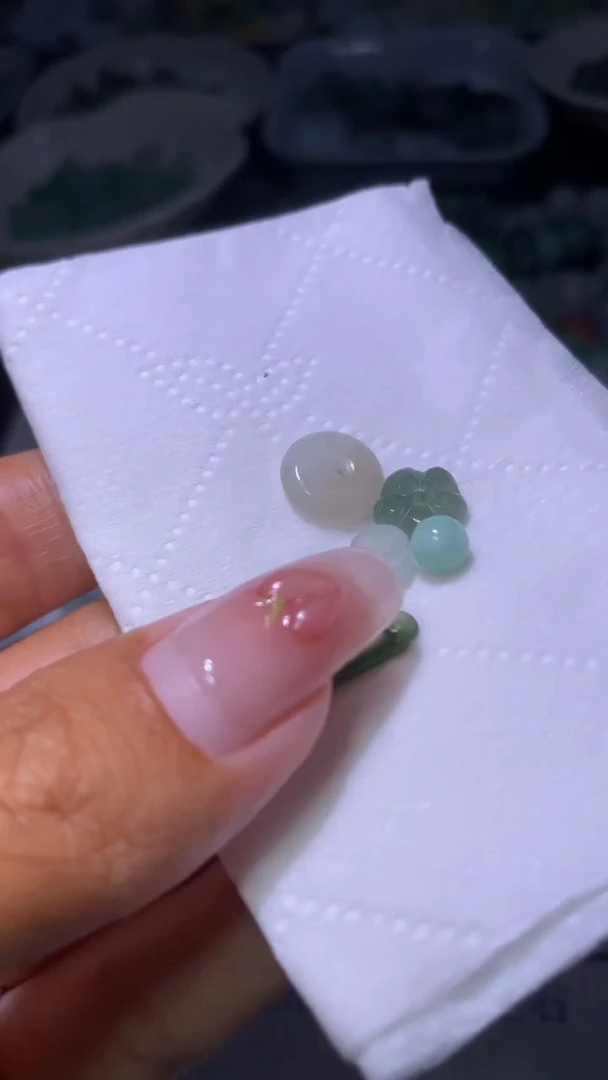 定制翡翠未镶嵌猫*MXX029818